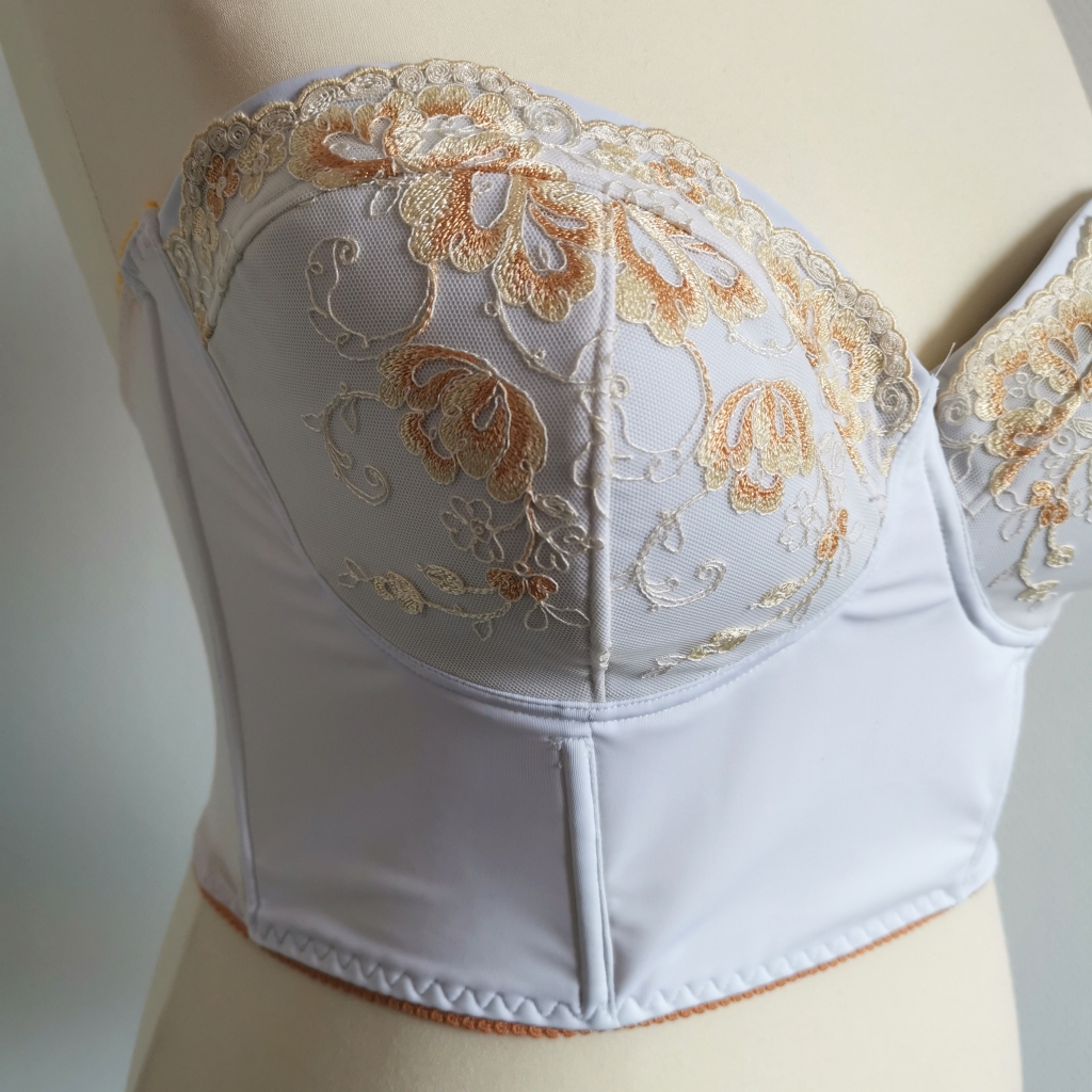 Gertie's New Blog for Better Sewing: Adding Underwires to a